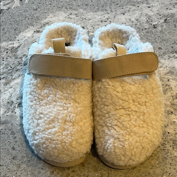 Sorel Cream Fleece Footwear - Picture 7 of 11